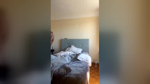 cls online show from 04/04/26, 12:02