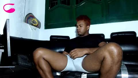 yereimis y jaider  online show from 02/24/25, 04:49