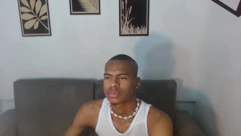 criss_zuri online show from 09/25/25, 11:25