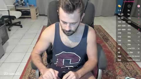 Snapshot of crissstud chatting on 11/20/25, 04:12 Criss online show from 11/20/25, 04:12