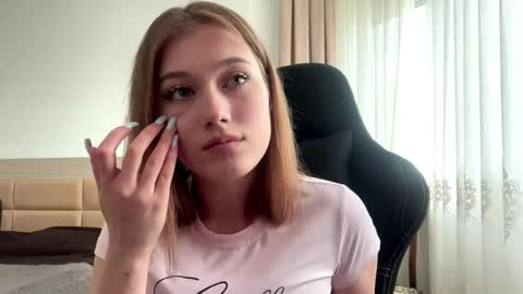 crissymemo online show from 06/09/26, 03:01