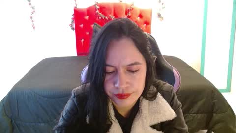 cristal1609 online show from 12/15/25, 12:53