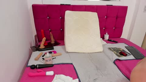 Cristal online show from 12/13/24, 01:59