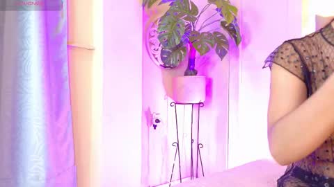 cristal_antoni online show from 11/14/25, 08:13