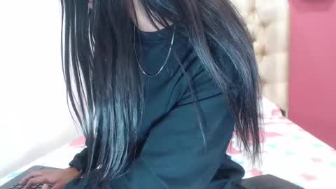 Snapshot of cristal_aron chatting on 12/07/24, 05:26 cristal_aron online show from 12/07/24, 05:26