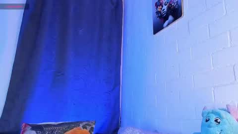 Cris online show from 12/21/25, 02:08