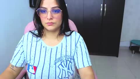 Cristal online show from 12/23/25, 03:26