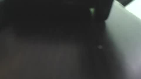 Snapshot of cristal_jayan chatting on 10/21/25, 09:26 HI online show from 10/21/25, 09:26