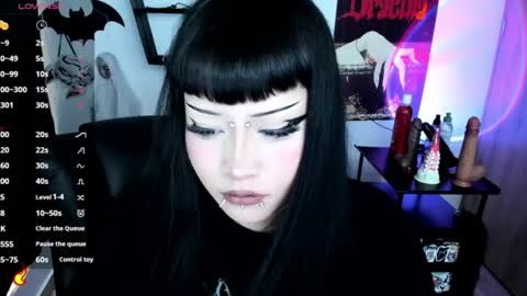 Cris online show from 06/27/26, 02:23