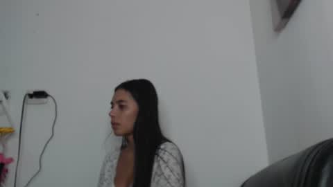 Snapshot of cristal_loverss chatting on 06/16/26, 10:18 cristal beautiful online show from 06/16/26, 10:18