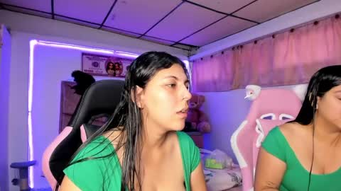 cristal_smith20 online show from 05/26/26, 01:29
