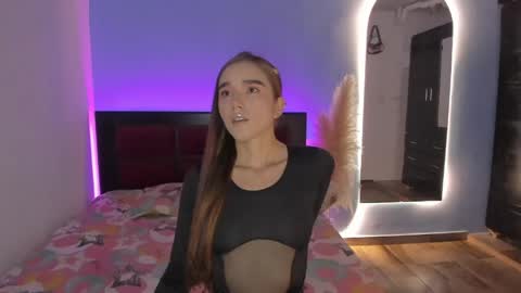cristal_t2 online show from 04/30/26, 08:26