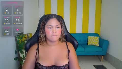 Snapshot of cristal_war chatting on 10/28/25, 11:51 Cristal online show from 10/28/25, 11:51