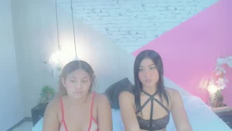 Snapshot of cristal_war chatting on 11/02/25, 11:51 Cristal online show from 11/02/25, 11:51