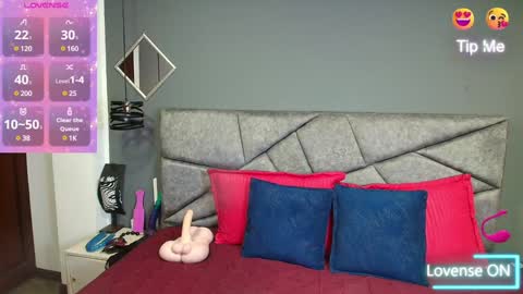 Snapshot of cristalmillf chatting on 01/30/25, 07:37 CRISTAL MILF online show from 01/30/25, 07:37