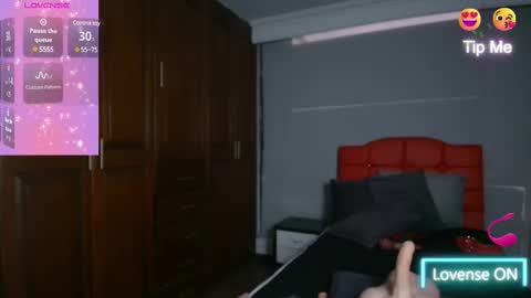 Snapshot of cristalmillf chatting on 02/25/25, 10:39 CRISTAL MILF online show from 02/25/25, 10:39