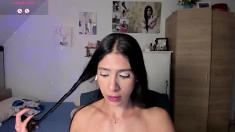 veronika online show from 03/22/26, 03:43