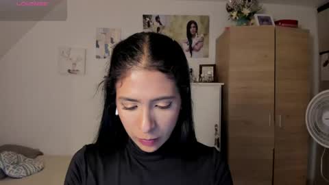 veronika online show from 05/11/26, 03:34