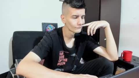 Cristian online show from 02/23/25, 06:01