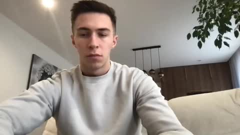 Snapshot of cristianovilla chatting on 12/08/24, 10:52 CristianoHailey online show from 12/08/24, 10:52