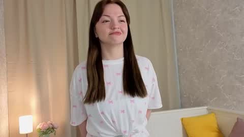 Snapshot of cristicaire chatting on 02/24/26, 04:43 Kate online show from 02/24/26, 04:43