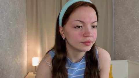 Snapshot of cristicaire chatting on 02/25/26, 04:55 Kate online show from 02/25/26, 04:55