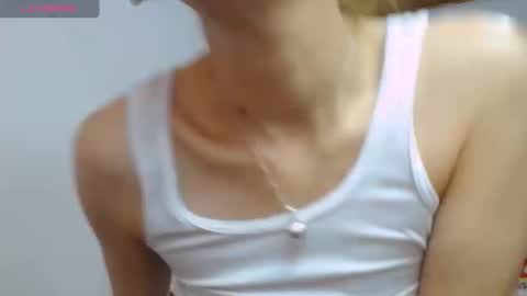 cristina online show from 09/23/25, 01:25