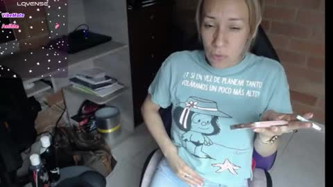 Snapshot of cristin_doll chatting on 06/01/26, 07:48 cristina online show from 06/01/26, 07:48