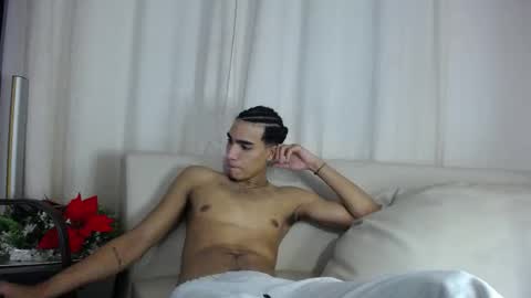 Cristina online show from 02/03/26, 01:37