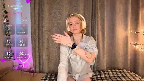 Snapshot of cristinekondo chatting on 05/29/26, 03:54 Marry online show from 05/29/26, 03:54