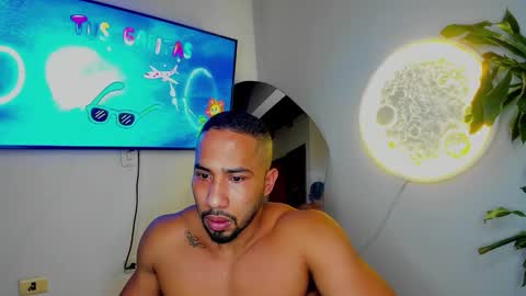 Cristian online show from 12/19/25, 12:01