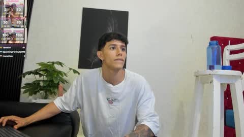 Snapshot of cristopher23_ chatting on 01/24/25, 10:51 cristopher23 online show from 01/24/25, 10:51