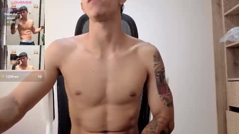 Snapshot of cristopher23_ chatting on 10/08/25, 03:20 cristopher23 online show from 10/08/25, 03:20