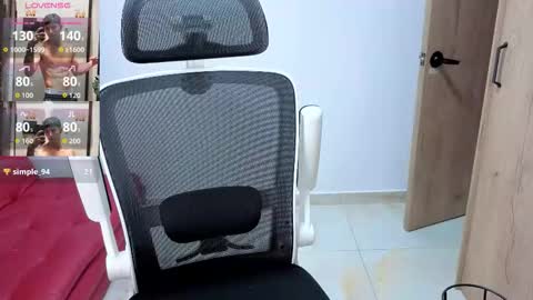 Snapshot of cristopher23_ chatting on 10/23/25, 02:22 cristopher23 online show from 10/23/25, 02:22