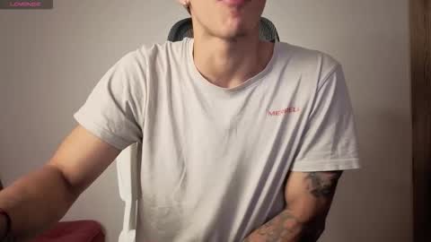 Snapshot of cristopher23_ chatting on 12/16/25, 09:25 cristopher23 online show from 12/16/25, 09:25