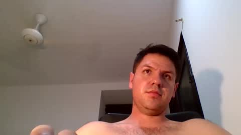 cristopher3042 online show from 04/09/26, 06:41