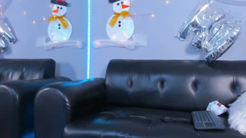 Cristopher online show from 01/03/25, 03:33