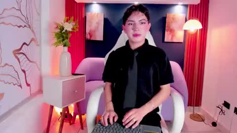 Cristopher  online show from 03/19/26, 08:57