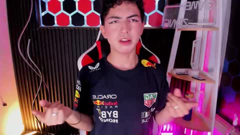 Cristopher  online show from 03/26/26, 08:47