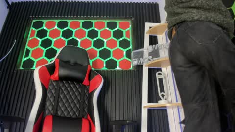 Cristopher  online show from 04/05/26, 08:28