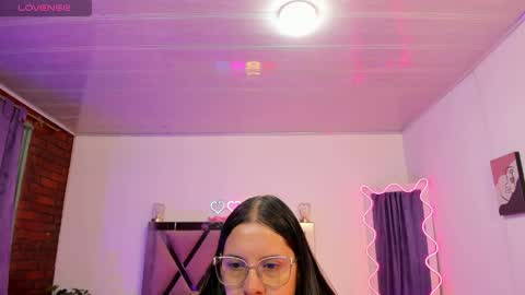 cristy_tay online show from 05/01/26, 11:37