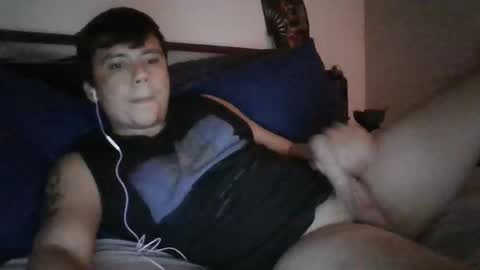 Snapshot of crisx3585 chatting on 10/08/25, 03:15 crisx3585 online show from 10/08/25, 03:15