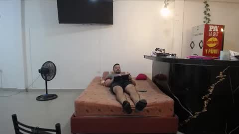 Snapshot of crisyoha4020 chatting on 10/24/25, 08:05 crisyoha4020 online show from 10/24/25, 08:05