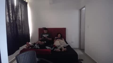 Snapshot of crisyoha4020 chatting on 11/24/25, 07:13 crisyoha4020 online show from 11/24/25, 07:13