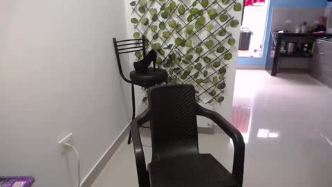 Snapshot of crisyoha4020 chatting on 12/13/25, 07:53 crisyoha4020 online show from 12/13/25, 07:53