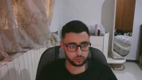 Mira Mira online show from 11/01/25, 02:52