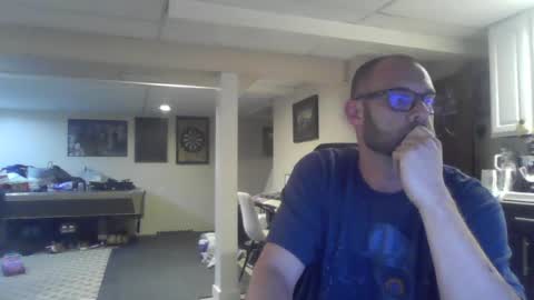 Snapshot of crm400 chatting on 07/08/26, 01:54 billybasement online show from 07/08/26, 01:54