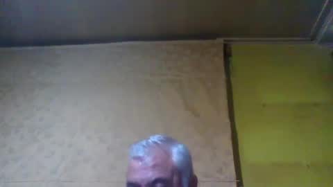 Snapshot of crmperez chatting on 12/18/24, 03:58 crmperez online show from 12/18/24, 03:58