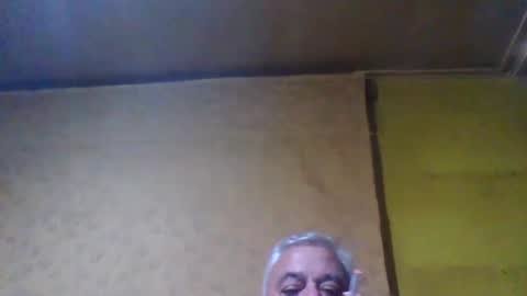 Snapshot of crmperez chatting on 03/02/25, 01:15 crmperez online show from 03/02/25, 01:15