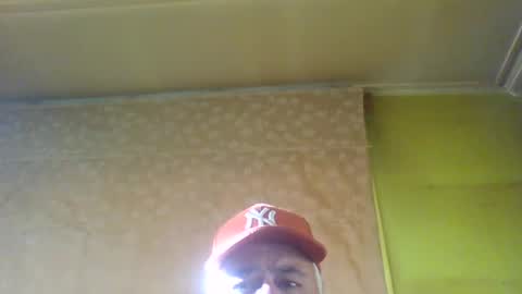 Snapshot of crmperez chatting on 03/08/25, 10:13 crmperez online show from 03/08/25, 10:13